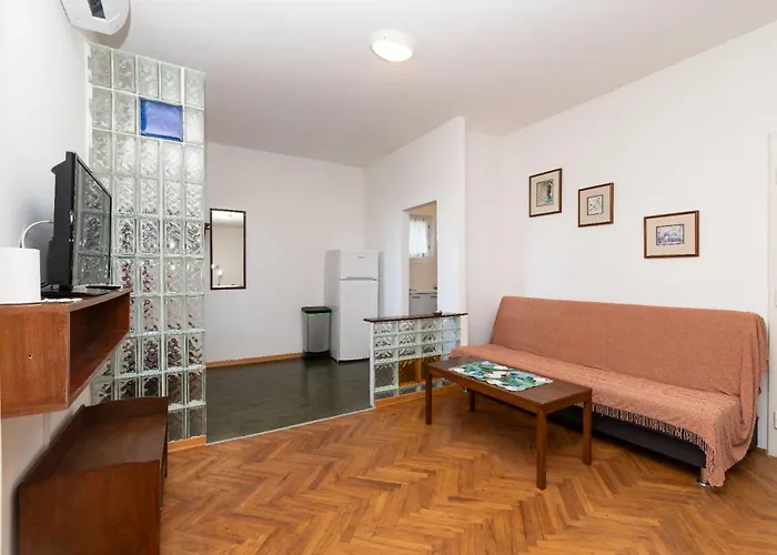 Apartman Garina